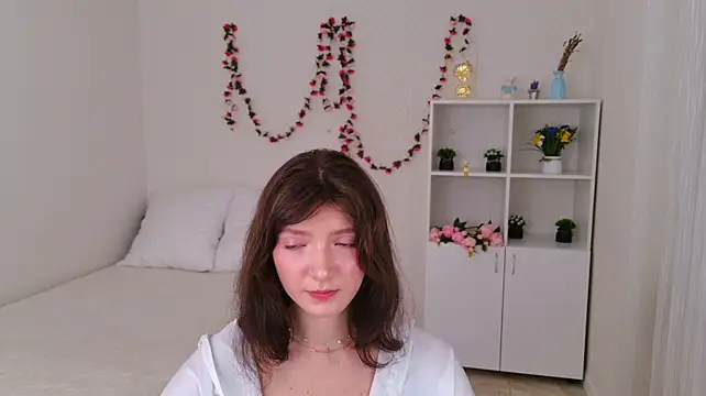 OwlEva's Live XXX Chat