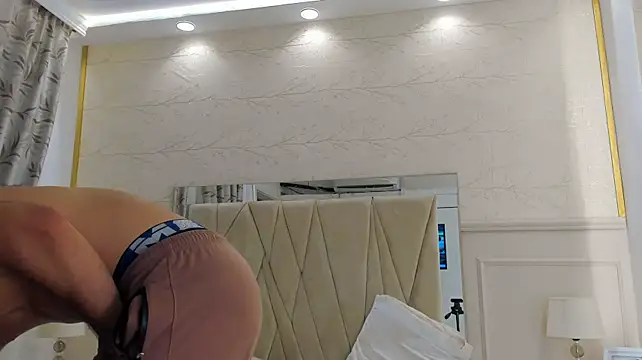 Adrien_Monteiro Live XXX-chat
