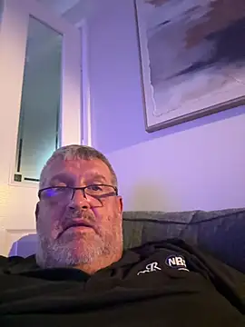 Živý XXX chat Daddystrokes4u