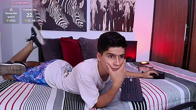 Jacob5_ লাইভ XXX চ্যাট