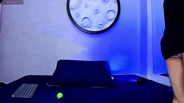 isaack_grant – Naživo XXX chat