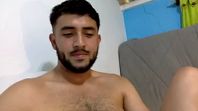 Chat +18 de derek_smiith ao vivo