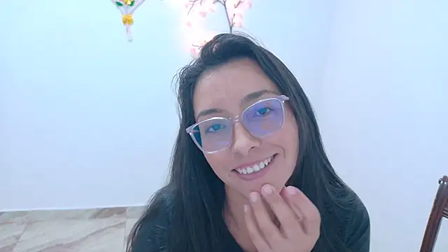 Ma_Alcazar 라이브 XXX 채팅