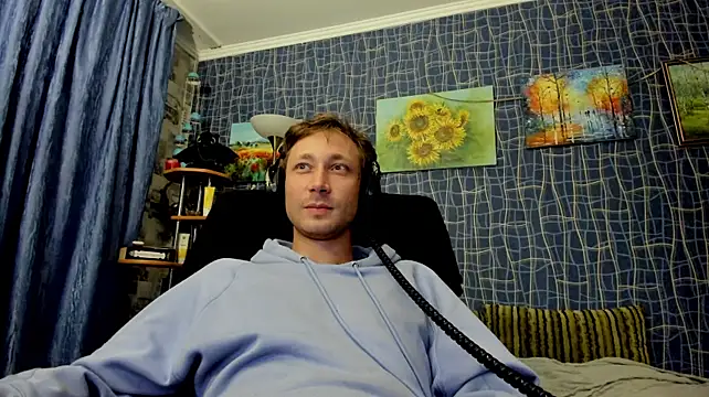 XXX chat uživo modela CuteBoy228