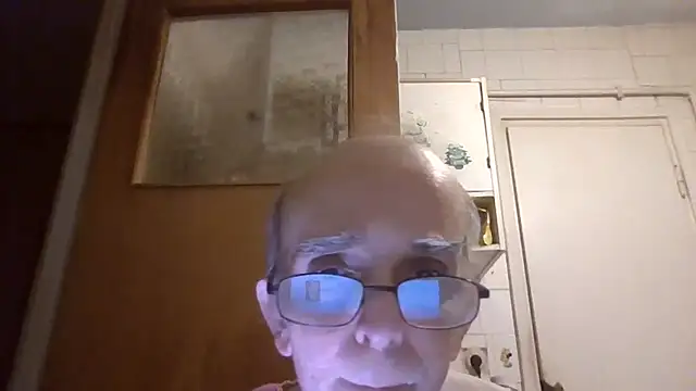 צ'אט XXX בשידור חי של mariusica1@xh