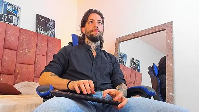 Chat XXX Live ALPHA_MASTER1