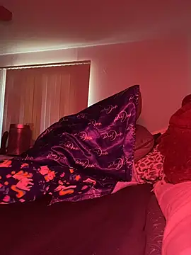 reecieofficial's Live XXX Chat