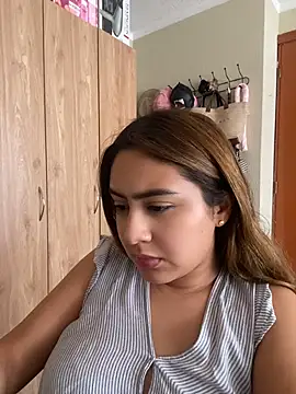 XXX chat uživo modela Miabonnett_