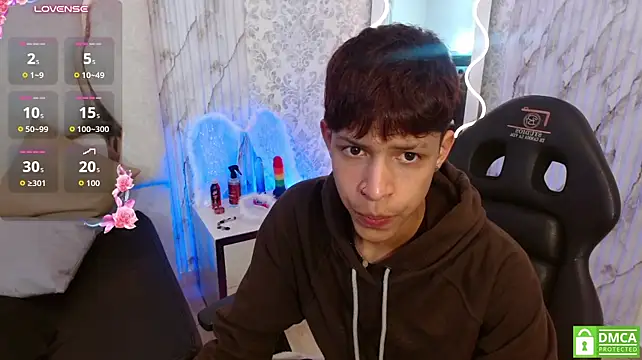 OLIIVER_TAY 现场XXX聊天