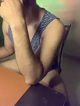 SaltyYoungDaddy Live XXX Chat