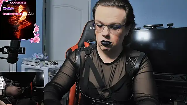Chat +18 de MidnightDollVeronica ao vivo