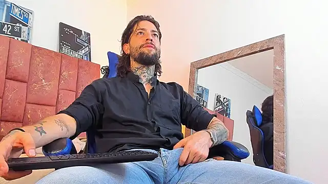 XXX chat uživo modela ALPHA_MASTER1