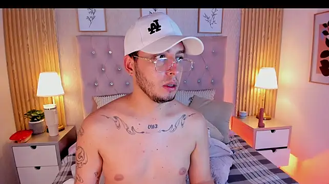 XXX chat uživo modela Jonath_1
