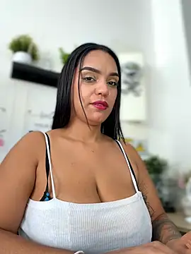 Sara-77n Live XXX chat