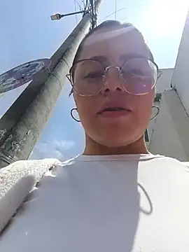 Czat XXX na żywo – Luna_Rose1