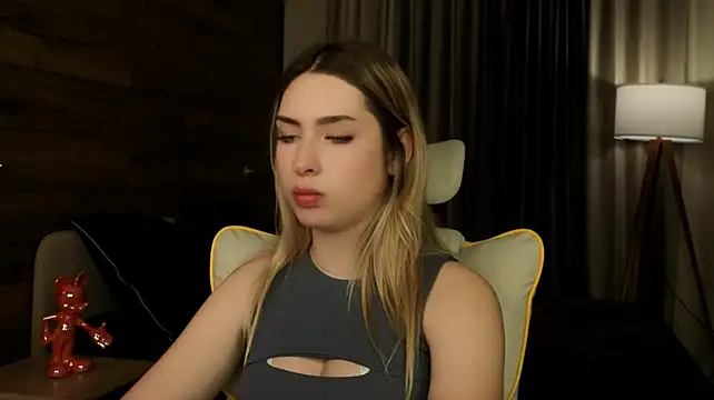 دردشة therealbarbie1 الجنسية المباشرة