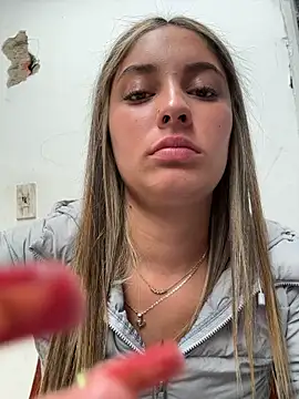 Lucifer-firee's Live XXX Chat