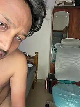 OpposedLoom লাইভ XXX চ্যাট