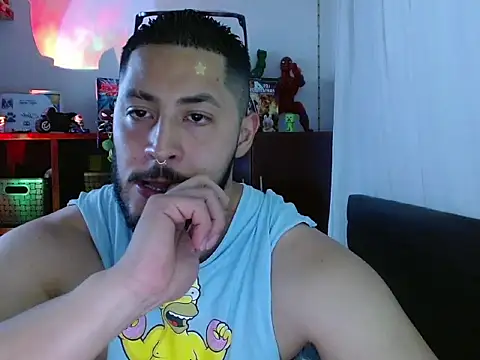 Spilios_low 现场XXX聊天
