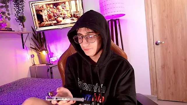 Sr_evann's Live XXX Chat