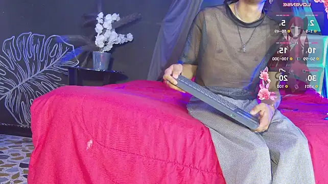 maxi_max0n Live XXX chat