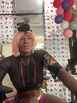 Motherbigbus' Webcam Show