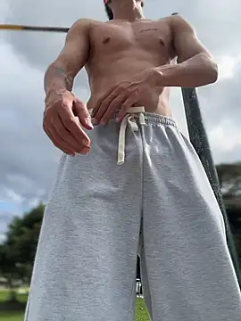 Онлайн чат XXX TavoHot_