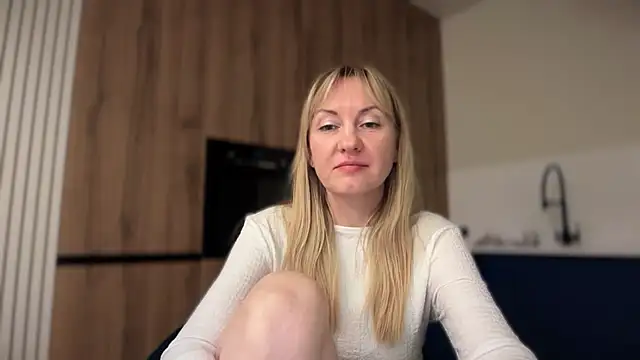 Nymerisse live XXX chat
