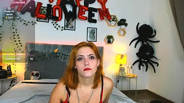 DellaRows' Live XXX Chat