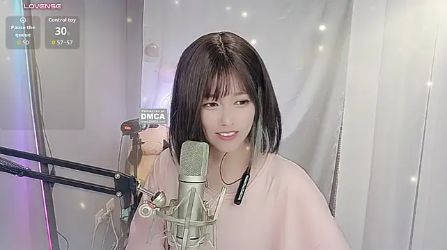 kissbabyoo 网络视讯表演