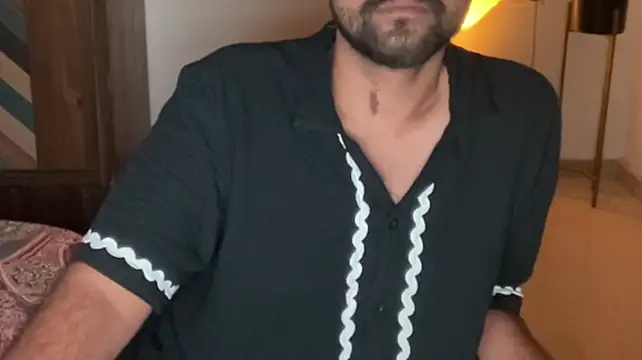 Mr_Ajnabee live XXX chat