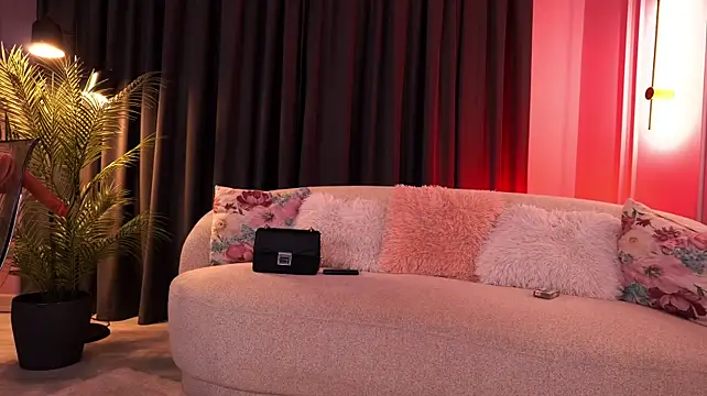 Red_Kim Chat XXX live