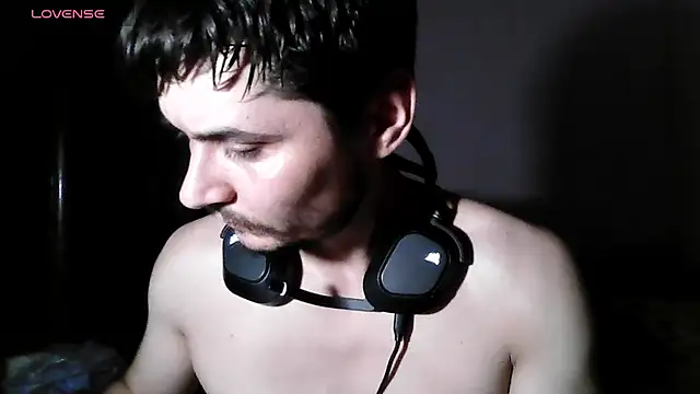 Chatroom XXX en direct de David_storm