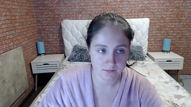Holliy_Cooper live XXX chat