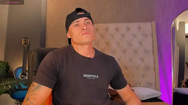 connorsmiith Шоу с уебкамера