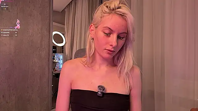 ElizabethLindberg's Live XXX Chat