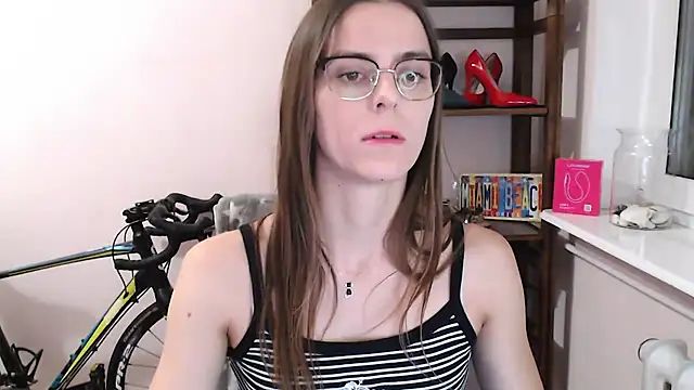 love_megi Chat XXX in diretta