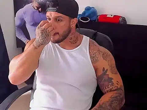 MarckMathews – Naživo XXX chat