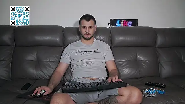 CrazyDom1's Live XXX Chat