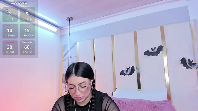 KamilaVegga Chat XXX in diretta