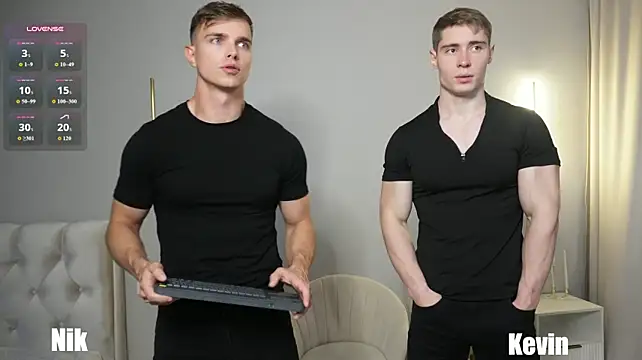 Nik_Sharp Adlı Modelin Canlı XXX Sohbeti