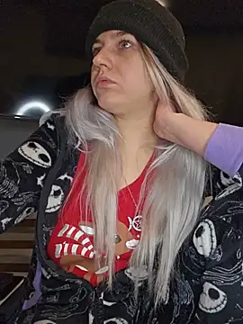 ScarletsWeb élő XXX-chatje