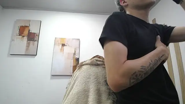 Ari_Stonne Chat XXX live