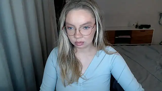 Czat XXX na żywo – PolinaBraun