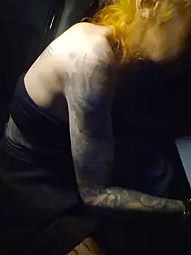 FreyaFucksFans' Live XXX Chat
