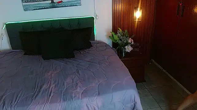 Chat XXX Live Elenna__