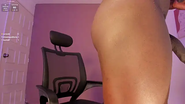 Czat XXX na żywo – AndreCooper_