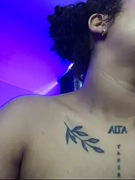 Czat XXX na żywo – Kehlani_Km
