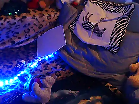הופעת וובקאם של Floschae
