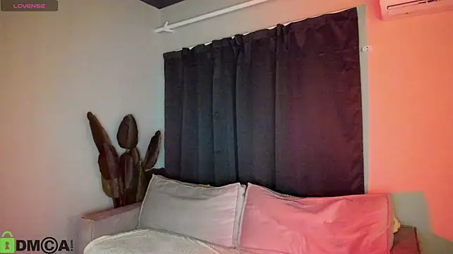 LaslyAngel's Live XXX Chat